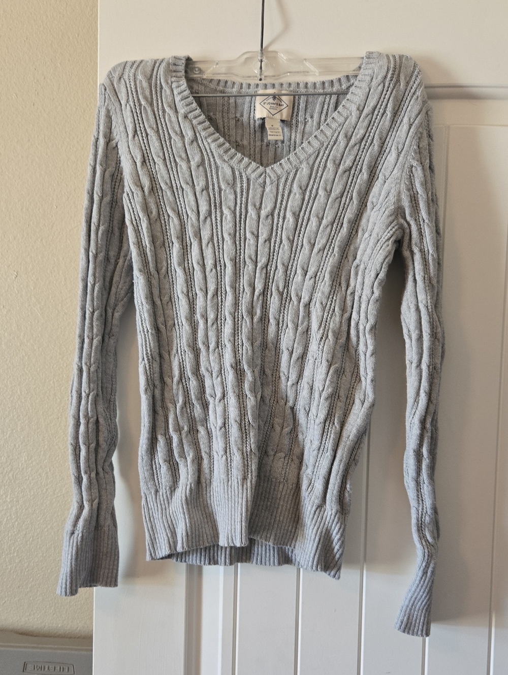 St. John's Bay Light Gray Cable V-Neck Sweater